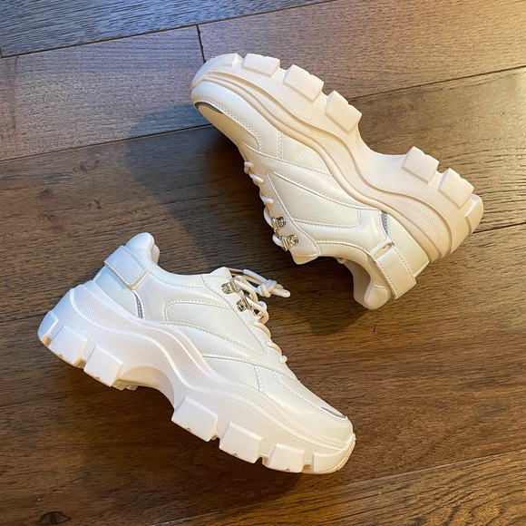 Chunky Sneakers - Picture 9 of 12